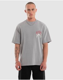 Kiss Chacey - Endless Street Tee