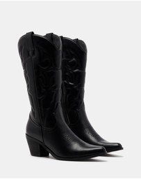 Therapy - Clayton Boots