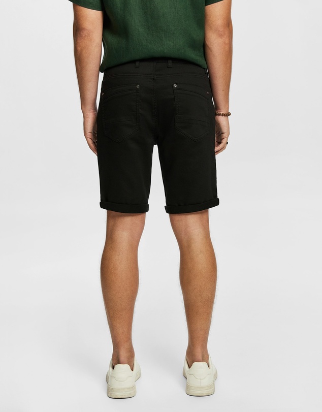 yd. - Herston Reg Short