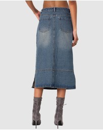 EDIKTED - Lassy Washed Denim Midi Skirt