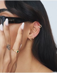 HOUSE OF SLANI - Sienna Huggie Hoops