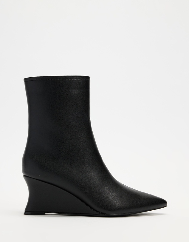 Dazie - Eva Wedge Boots