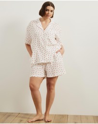 Atmos&Here Curvy - Violet Heart Shorts & Shirt Pyjama Set