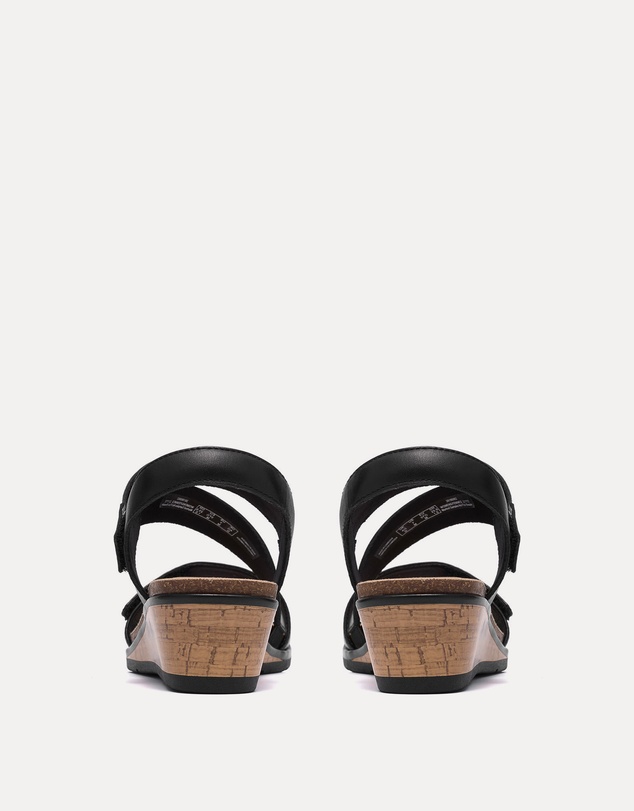Clarks - Kacha Wave Black