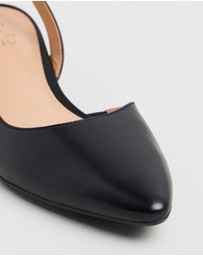 Naturalizer - Banks Slingback Heeled Sandal - Black Leather