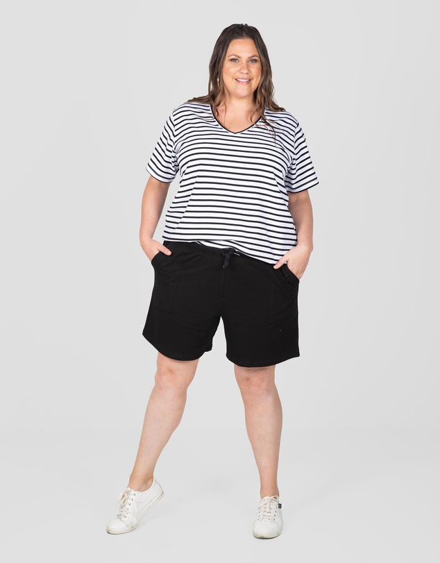 Love Your Wardrobe - Steph Knit Short
