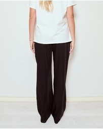 Soon Maternity - Draped Wide Leg Pants