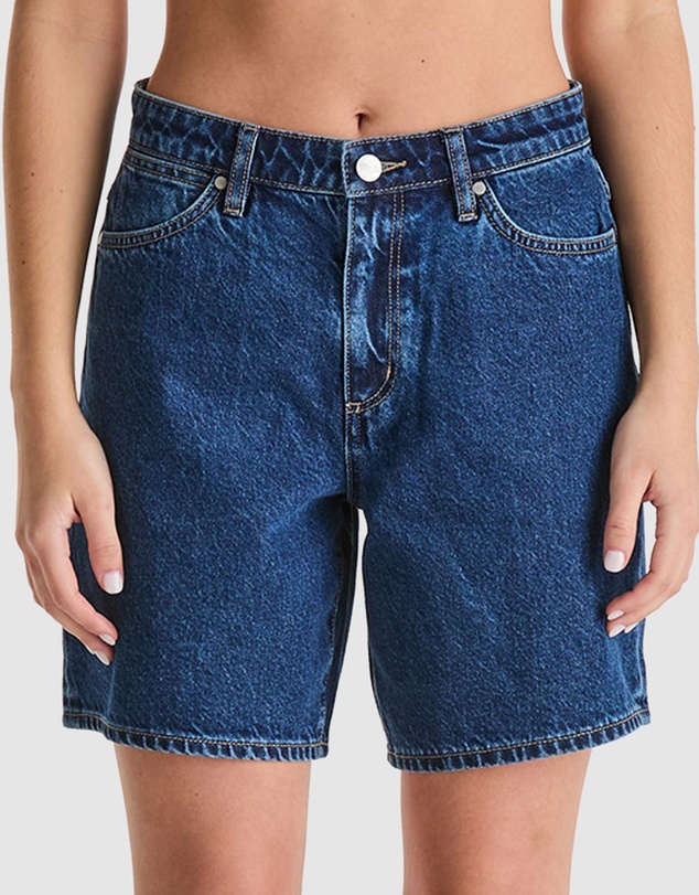 Wrangler - Mid Stevie Shorts