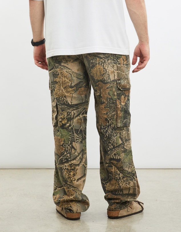 Vintage by The Real Deal - Pre Loved - Vintage Realtree Camo Cargo Pants