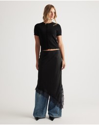Decjuba - Maya Scallop Trim Button Top
