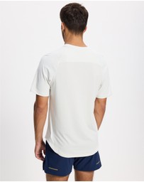 Canterbury - Everest Dart Tech T-Shirt