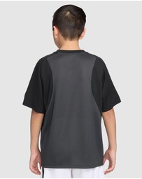 Nike - Sportswear Multi Dri-FIT Short-Sleeve Top - Teens