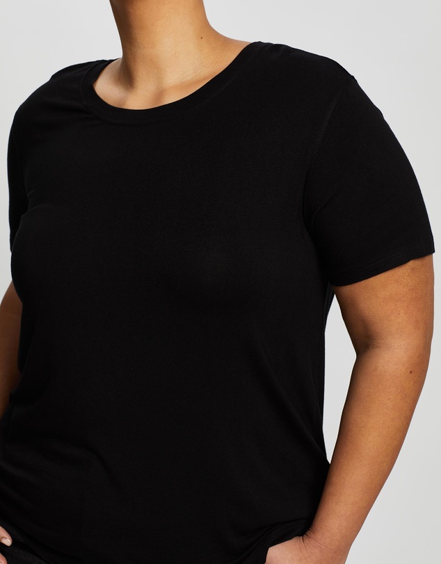 Love Your Wardrobe - Jamison Everyday Tee
