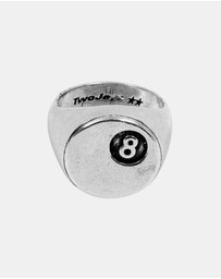 TwoJeys - 8 Ball Ring