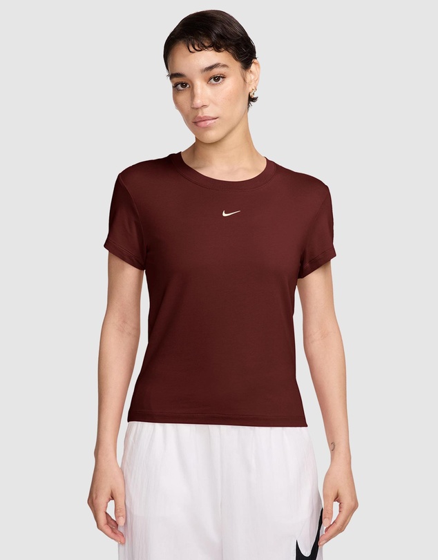 Nike - Sportswear Chill Knit T-Shirt