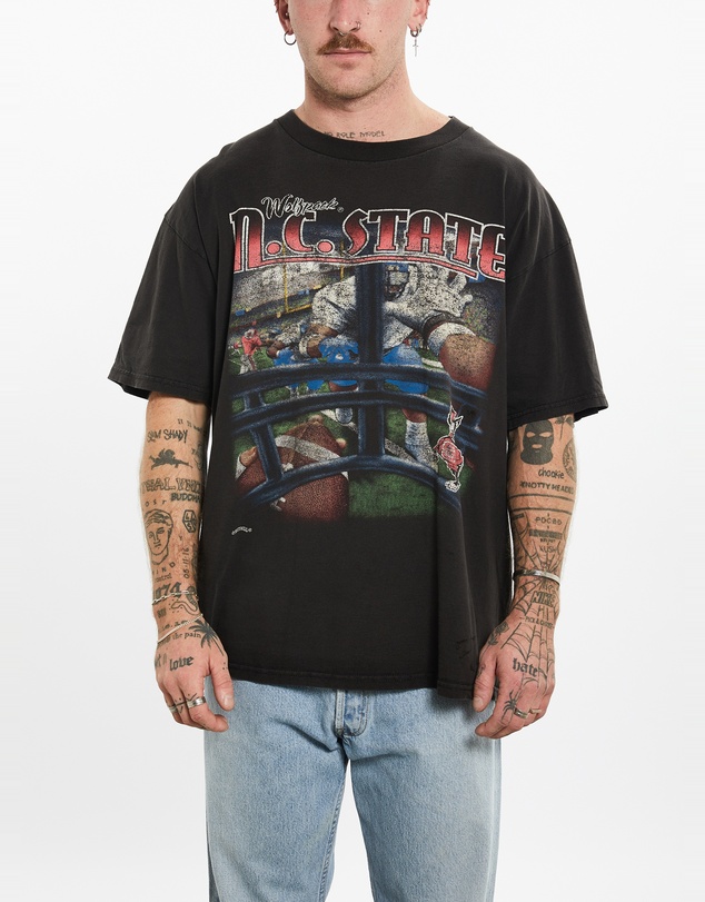 Vintage by The Real Deal - Pre Loved - Vintage University of North Carolina Wolfpack Tee