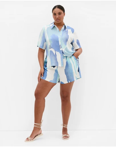 City Chic - Plus Size Surface Level Print Shirt - light blue