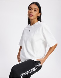 adidas Originals - Essentials Boyfriend Tee