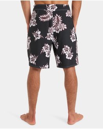 Quiksilver - Mens Mercury Core 20
