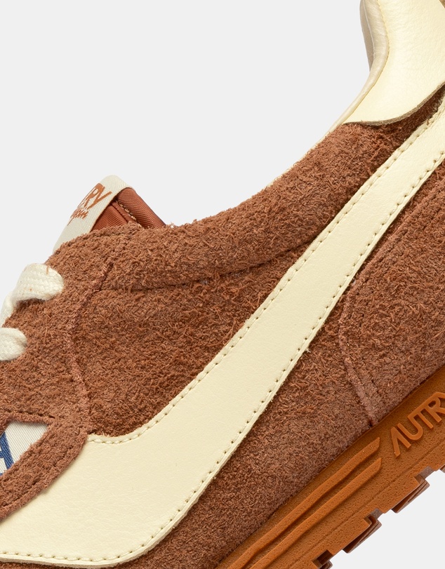 Autry - Windspin Low Wom Sneakers - Women's