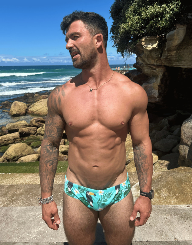 Salty Johnson - Toucan Tango Brief
