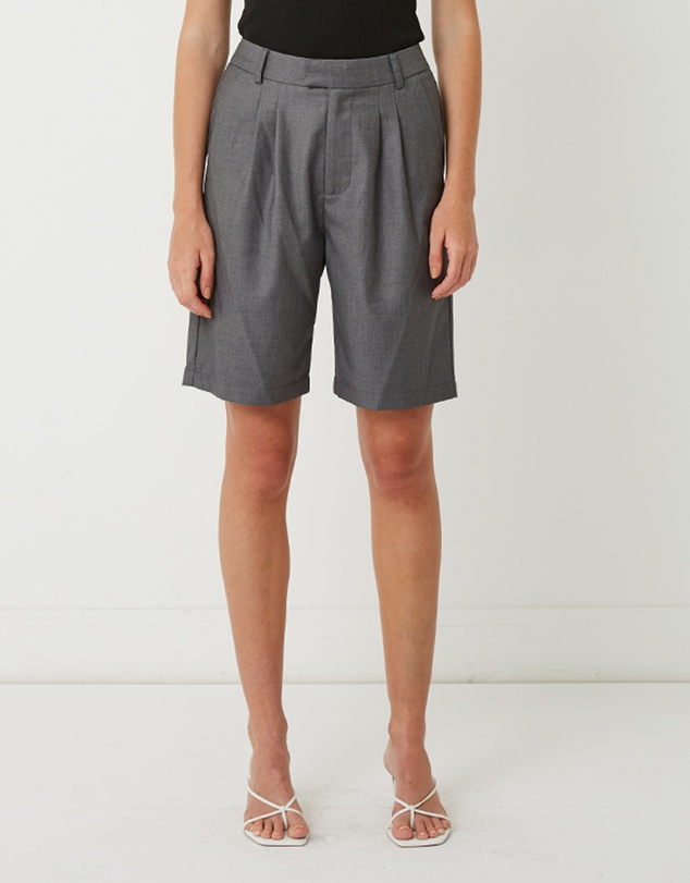 FRIEND of AUDREY - Carter Pleated Shorts