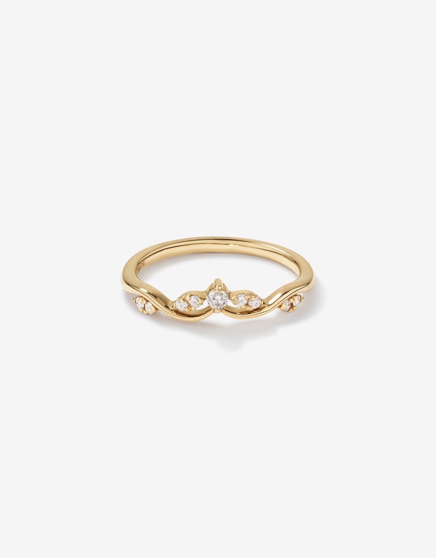 Michael Hill - 0.12 Carat TW Diamond Contoured Wedding band in 14kt Yellow Gold