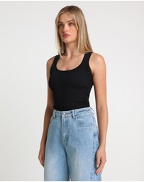 Madison The Label - Jeanie Knit Top