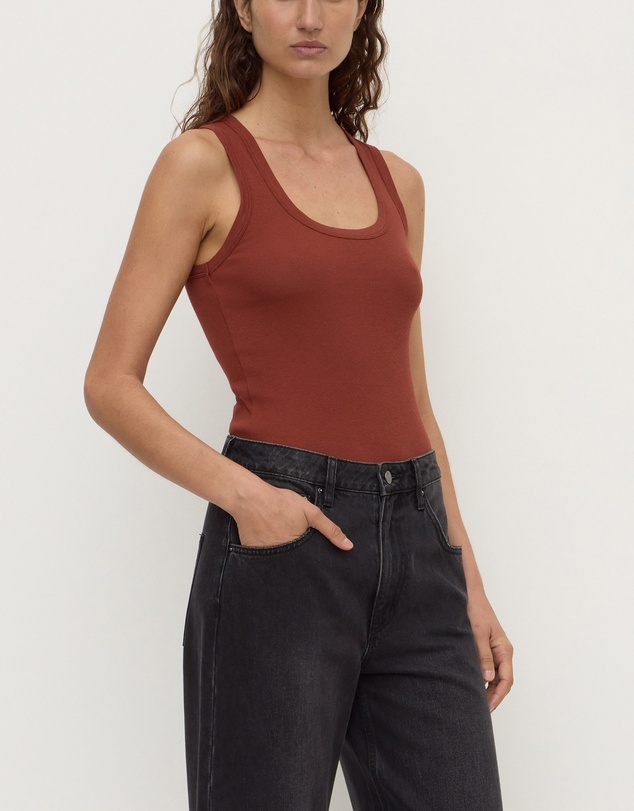 Assembly Label - Robyn Scoop Neck Tank