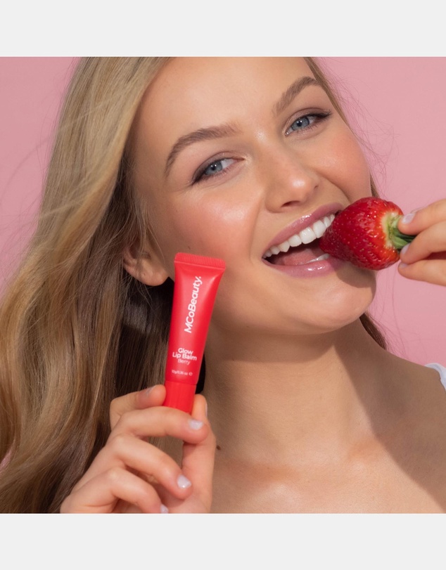 MCoBeauty - Glow Lip Balm - Berry