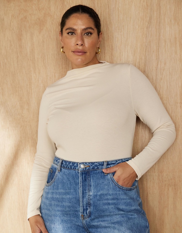 Atmos&Here Curvy - Mock Neck Rib Long Sleeve Top
