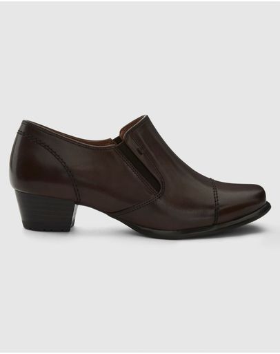 BROWN GLOVE