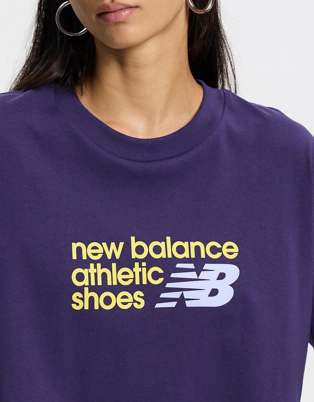 New Balance - Athletics Premium Chest Logo Cropped T-Shirt