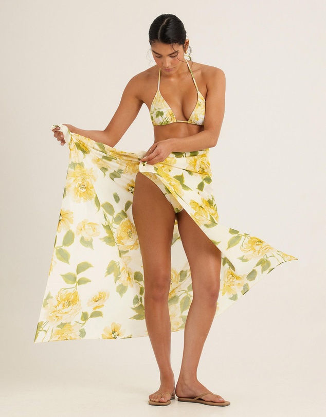Peony - Essential String Triangle Top