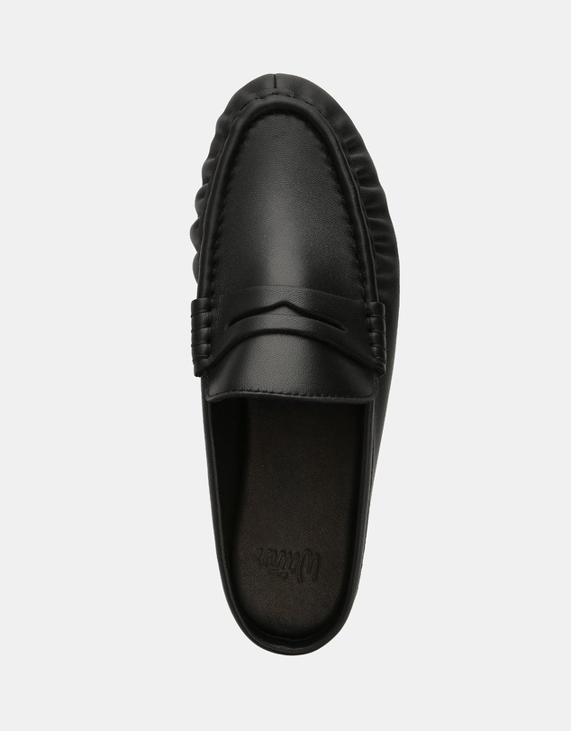 Wittner - Bronn Casual Flats Black Leather