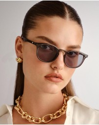 Le Specs - Club Royale