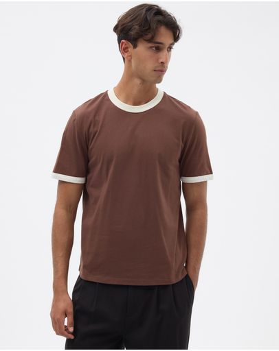 Chocolate & Cream Contrast