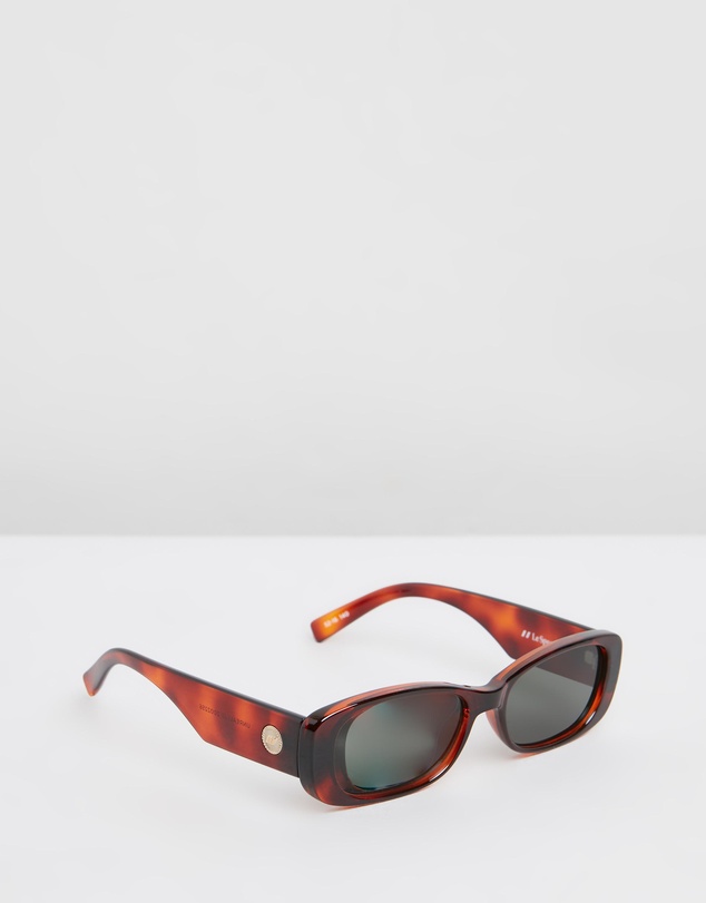 Le Specs - Unreal