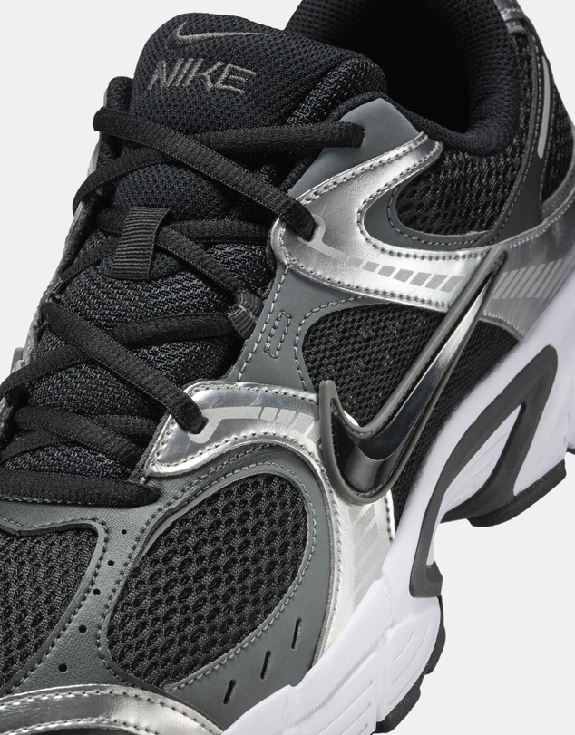 Nike - V5 RNR - Men's