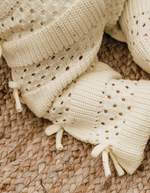 Kynd Baby - Knit Bow Pant in Ivory