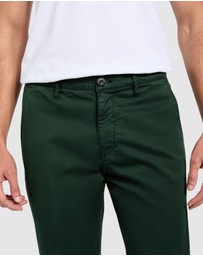 GUESS - Mid Rise Angels Chino Pants