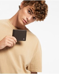Status Anxiety - Leonard Wallet