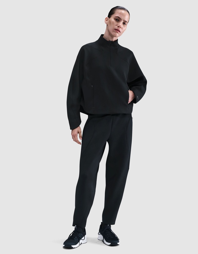 Nike - Universa Dri-FIT Quarter Zip Top