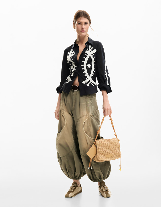Desigual - Embroidered puff sleeve shirt