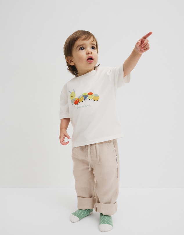 Country Road - Short Sleeve Relaxed Caterpillar T-shirt