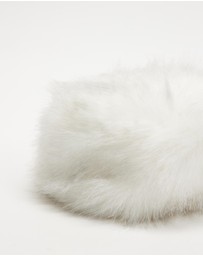 Unreal Fur - Natasha Hat