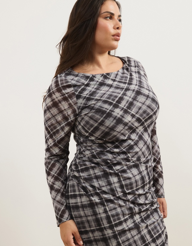 Atmos&Here Curvy - Ada Check Printed Mesh Long Sleeve Dress