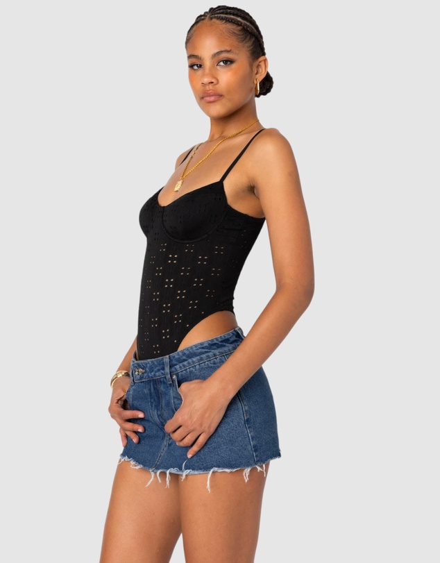EDIKTED - Raven Cupped Eyelet Bodysuit