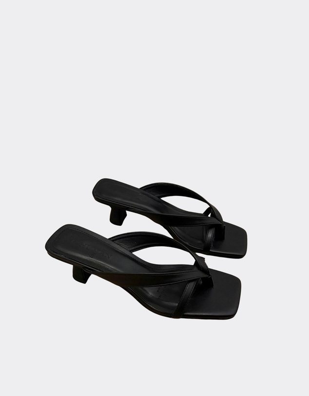 Human - Foxx Kitten Sandals - Women's