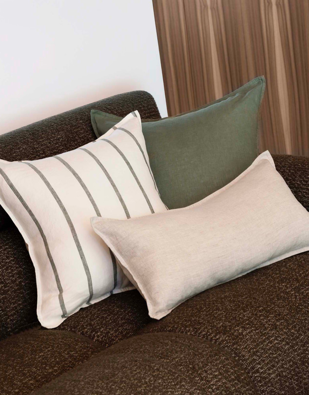 Bambury - Linen Hemmed Cushion